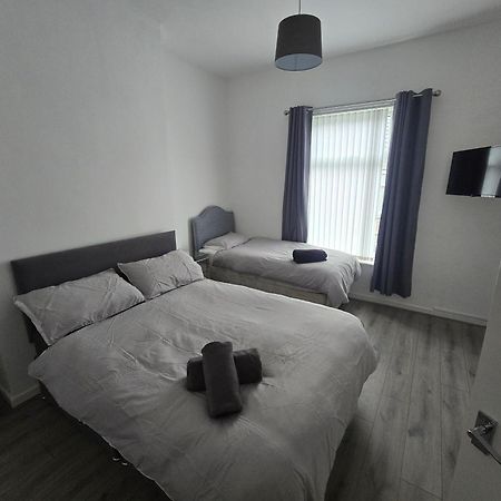 Anfield Guest House Sleeps 5 利物浦 外观 照片